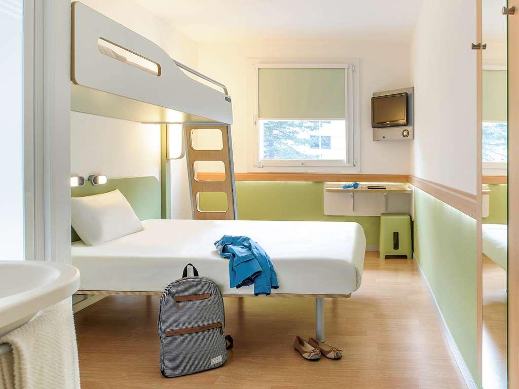 Ibis Budget カールスルーエ 部屋 写真